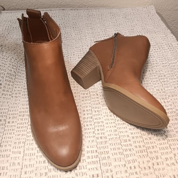 DV Dolce Vita women's 'Jameson' double zip closure heel ankle booties sz 11 Wide - Picture 1 of 12